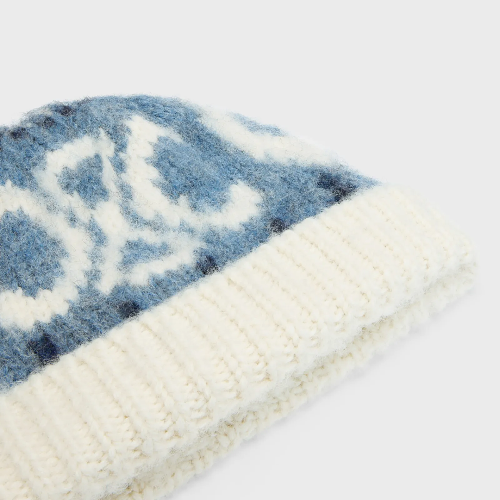 Hot beanie in triomphe fair isle wool Women Beanies And Scarves