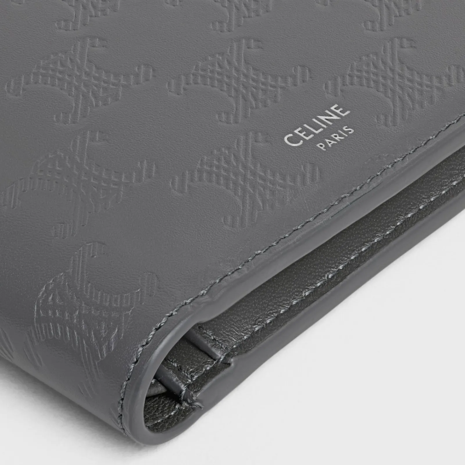 Fashion Bi-fold Wallet with Coin Compartment in Calfskin with triomphe embossed Categories·Allets
