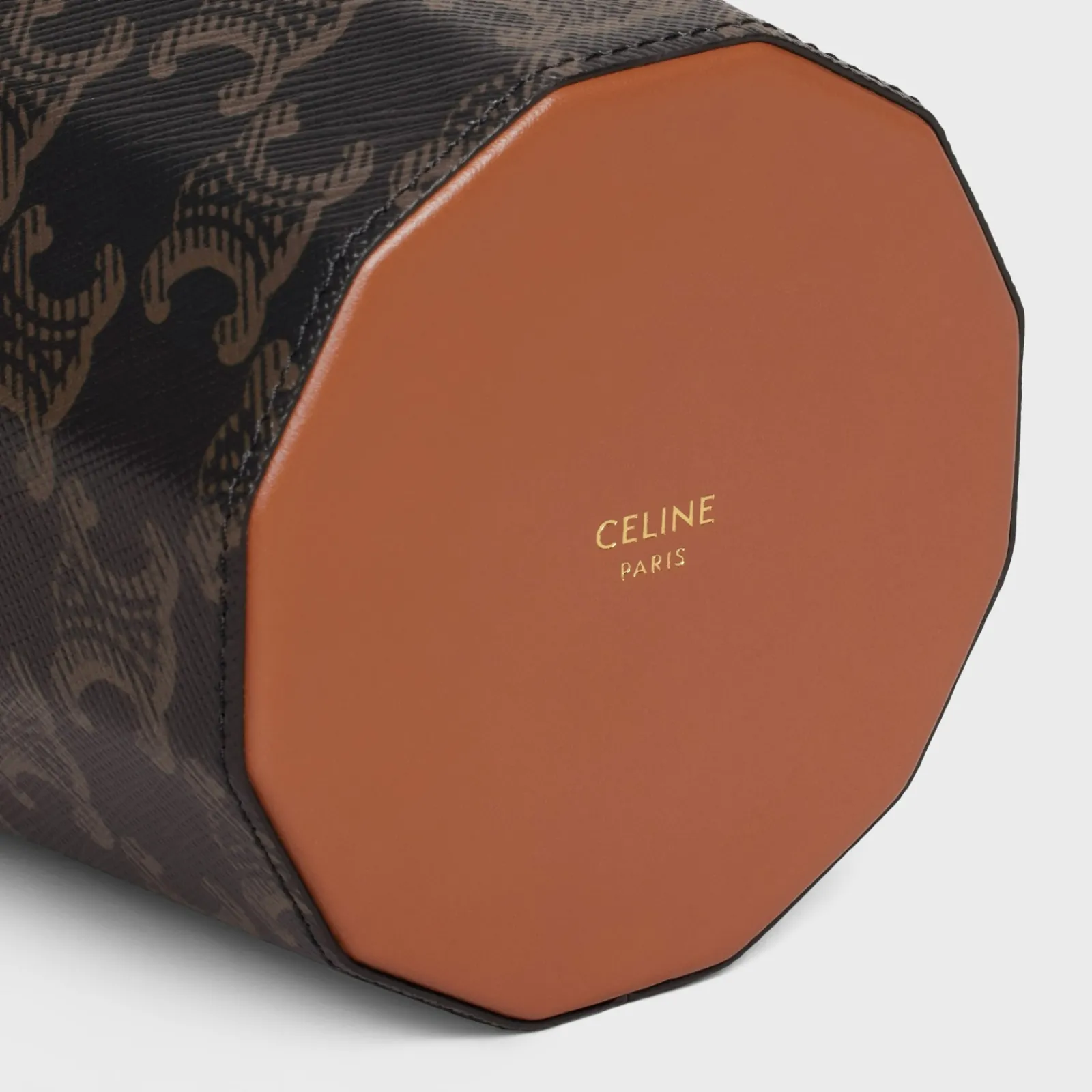Online Candle Case in Triomphe Canvas and Calfskin Candles And Home Scents | Home