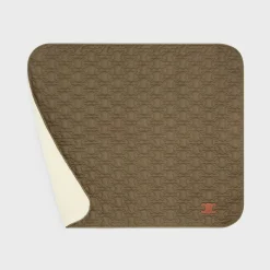 Outlet Dog blanket in quilted gabardine textile and wool Dog Accessories