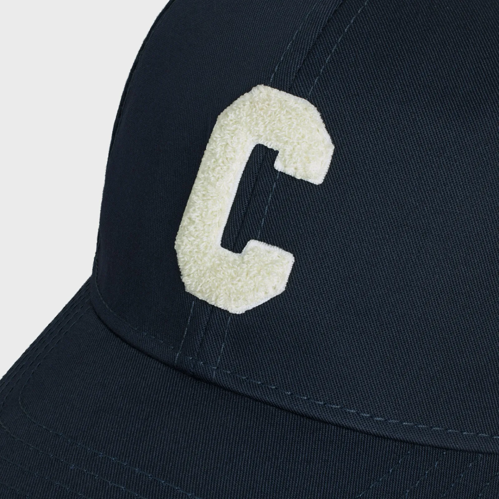 Hot initial baseball cap in cotton Hats And Soft Accessories