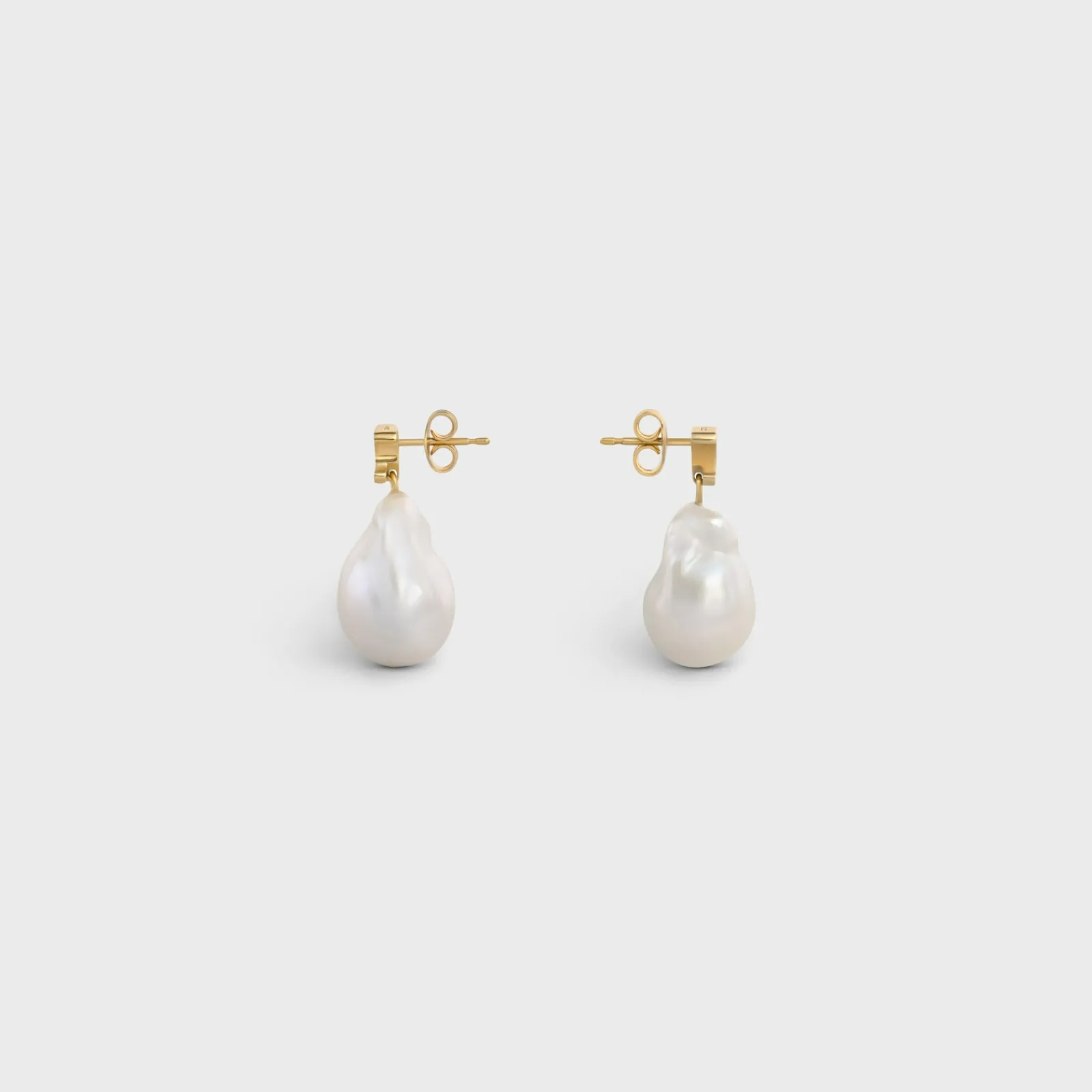 Fashion Les Perles Baroque Earrings in Brass with Gold Finish and Cultured Pearls Women Triomphe | Categories·Earrings