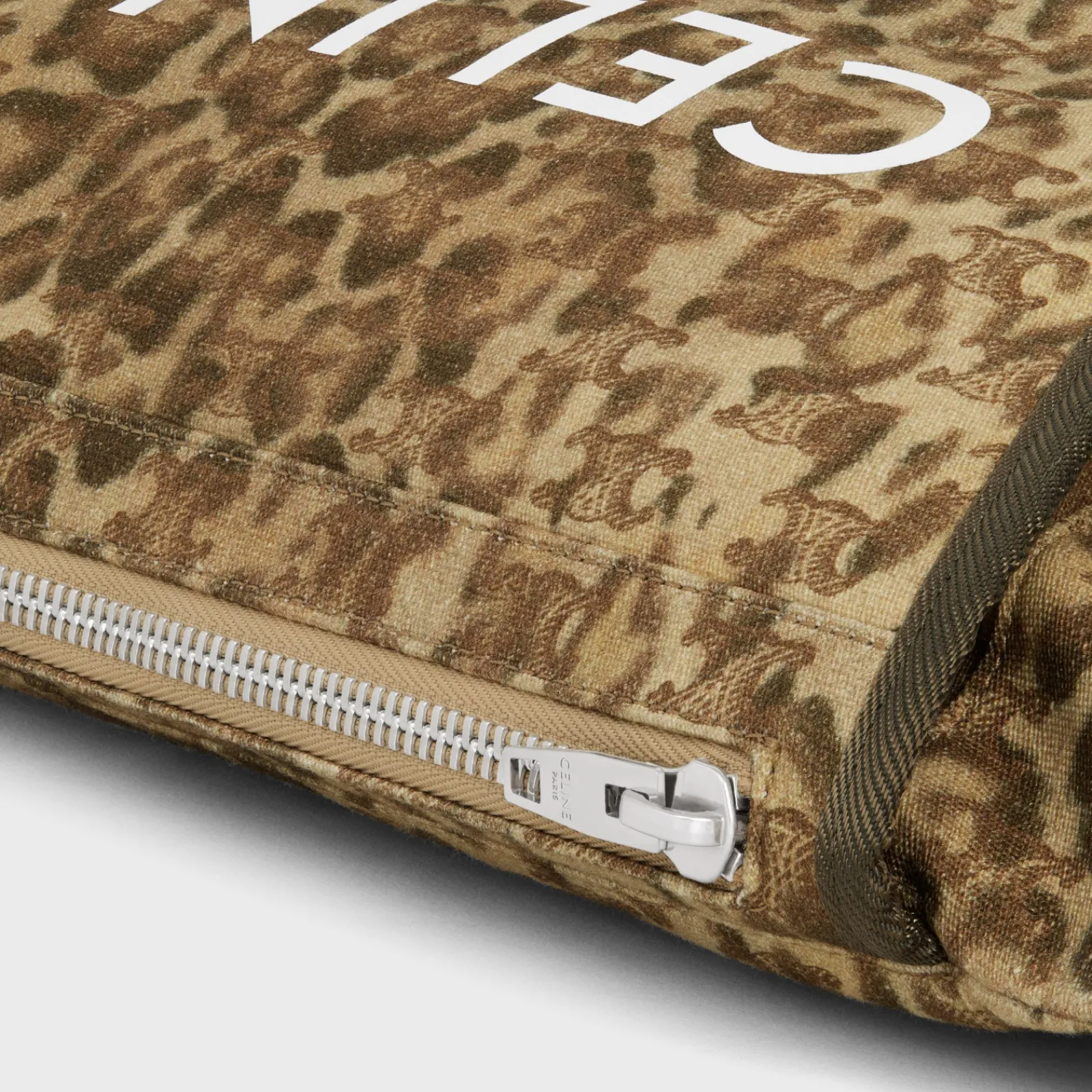 Best MEDIUM MESSENGER TREKKING in Textile with triomphe leopard print and print Categories·Cross-Body Bags