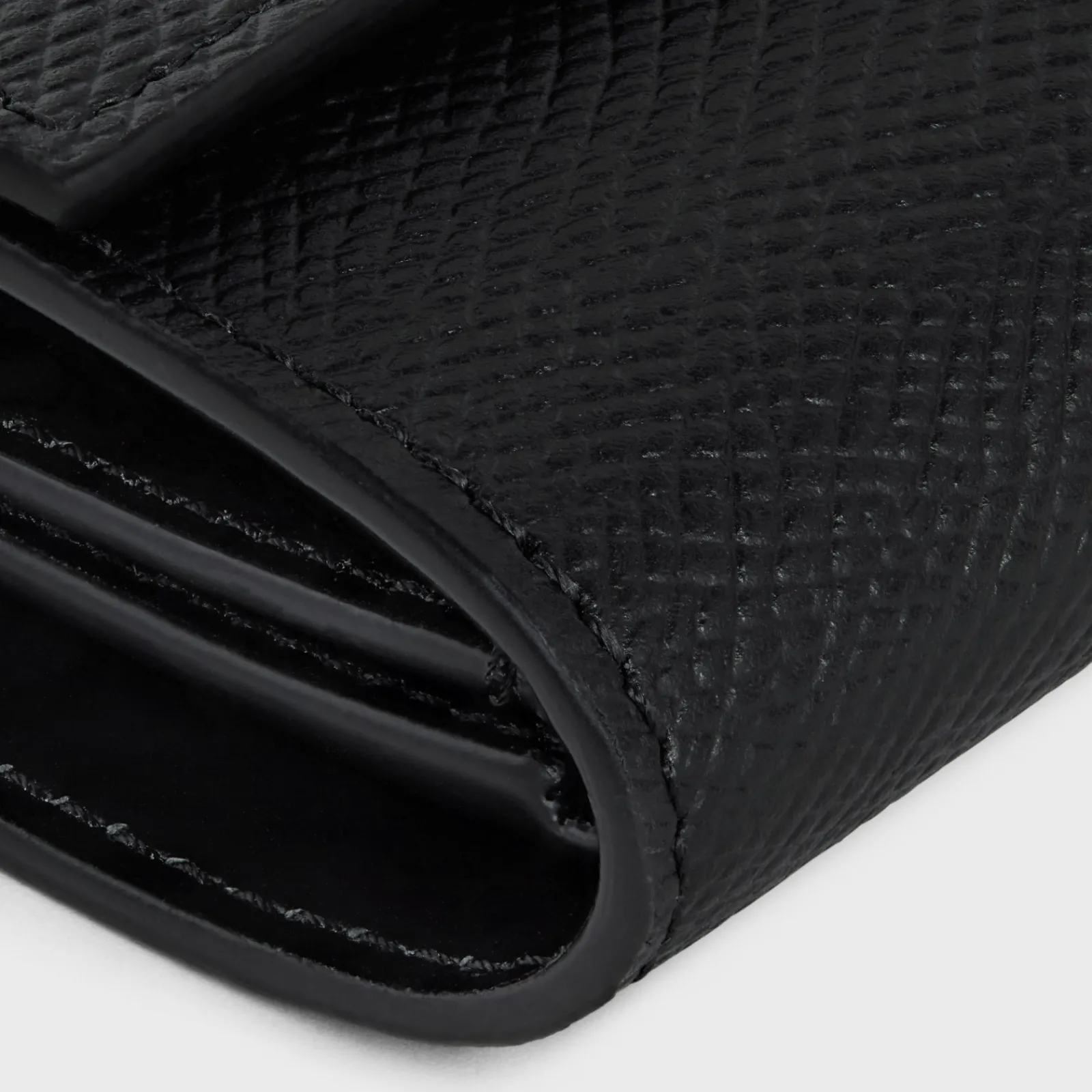 Discount Small trifold wallet in Grained calfskin Essentials | Categories·Allets