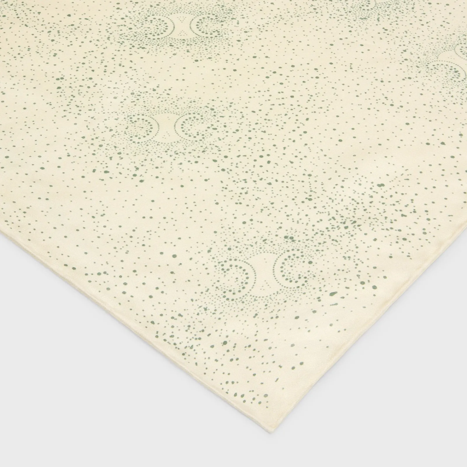 Hot square in triomphe explosion silk twill Women Silk Scarves