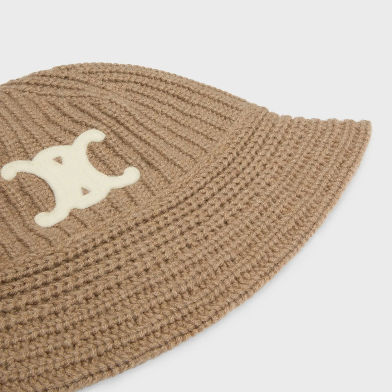 Sale triomphe cloche beanie in cashmere Women Beanies And Scarves