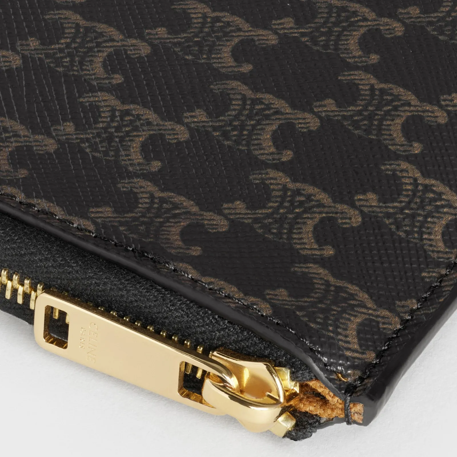Sale Zipped Purse with removable card holder in Triomphe Canvas and Lambskin Triomphe Canvas | Essentials